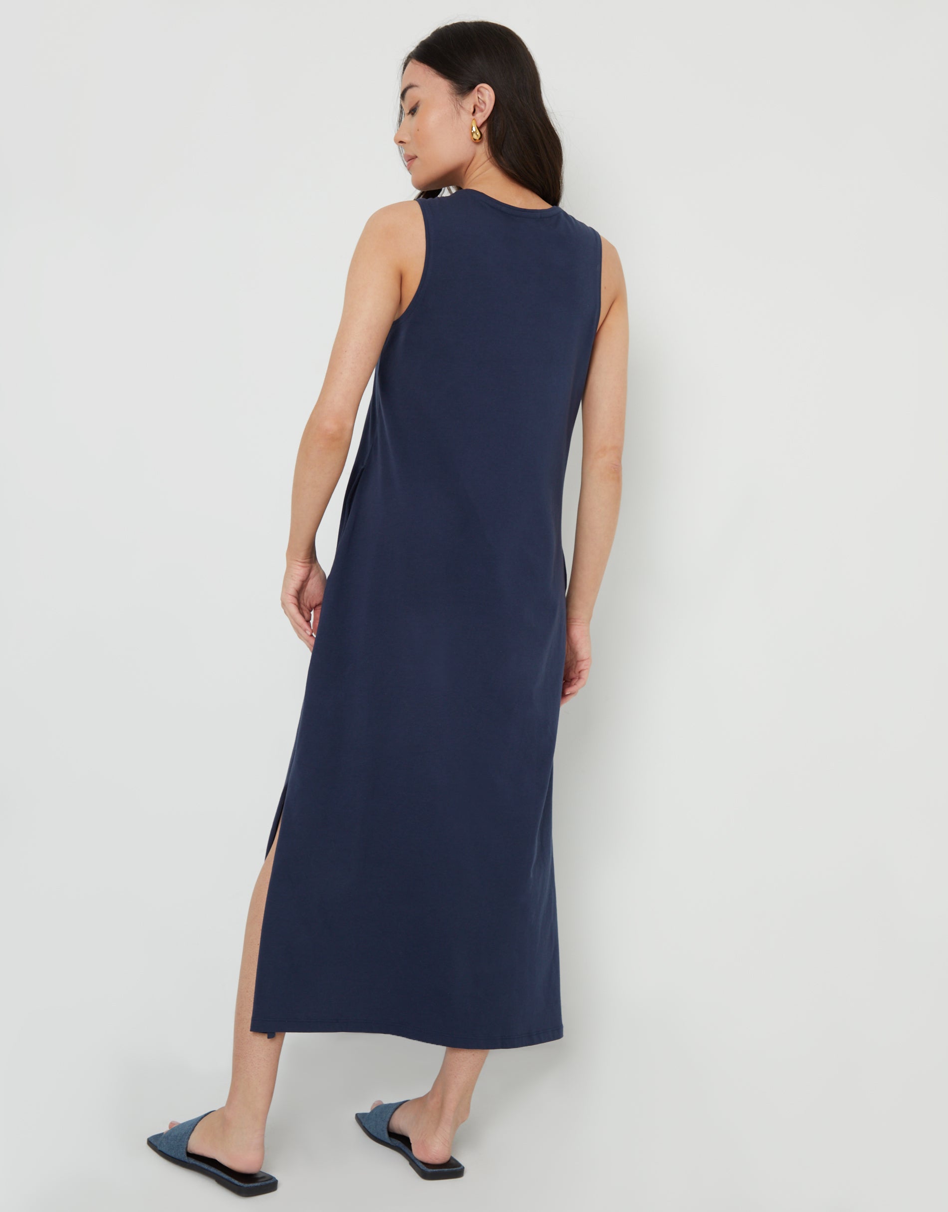 Women&#39;s Navy Sleeveless Jersey Midi Dress with Pockets