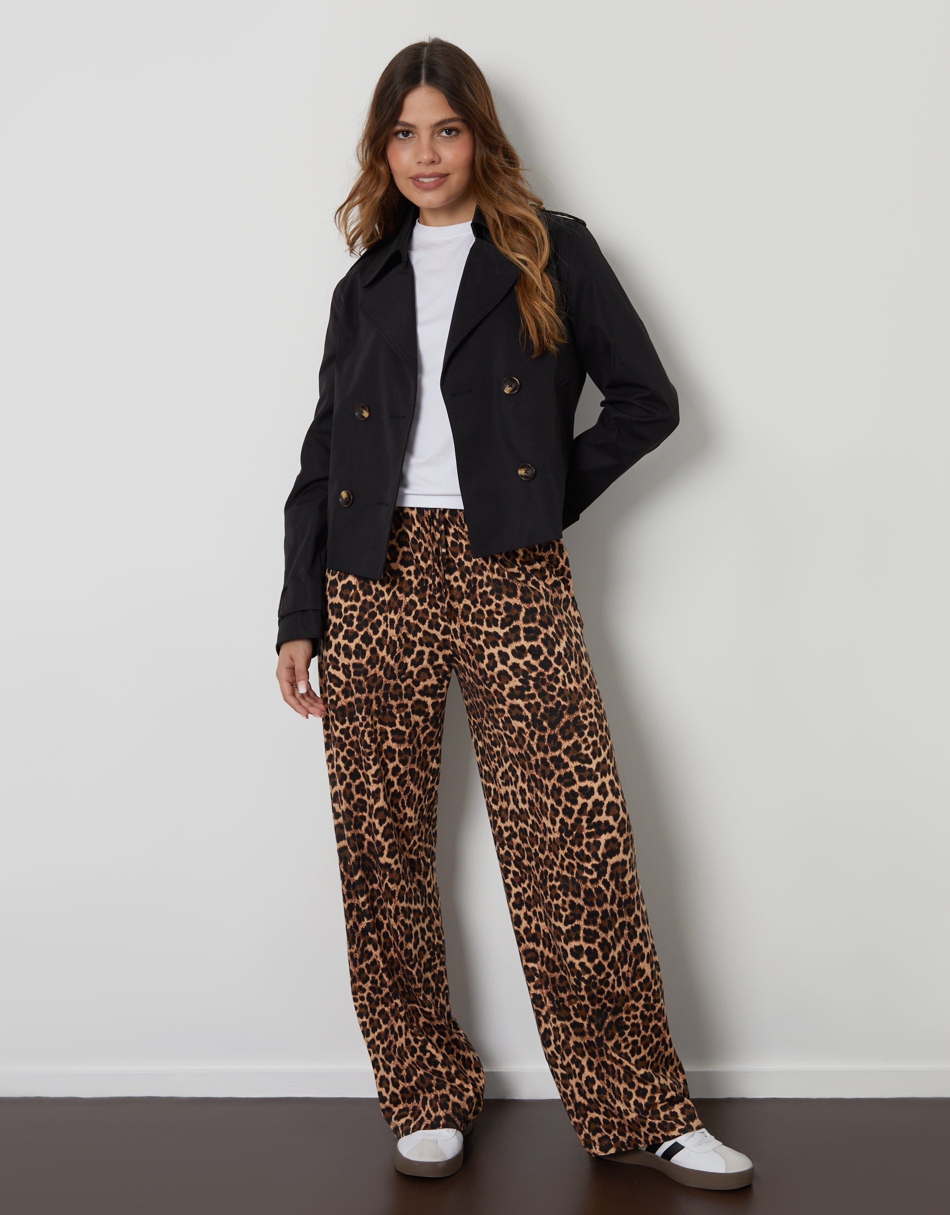 Women&#39;s Black Double Breasted Cropped Trench Coat